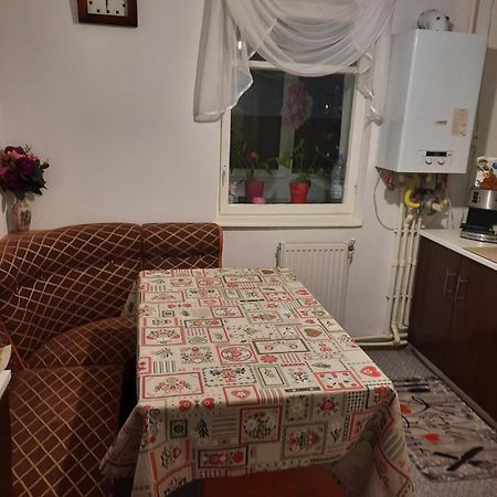 Deny Apartman Sfantu Gheorghe  Luaran gambar