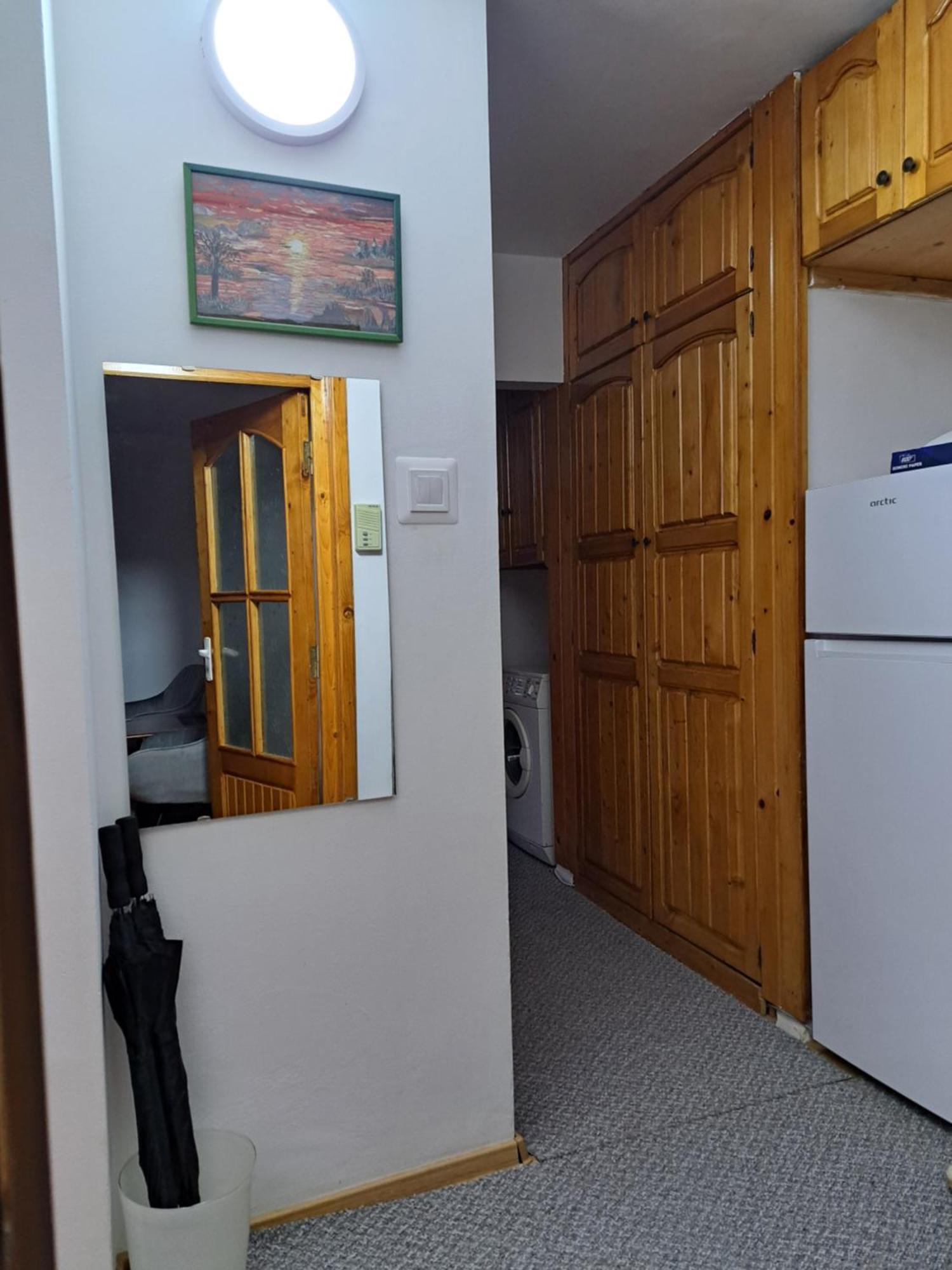 Deny Apartman Sfantu Gheorghe  Luaran gambar